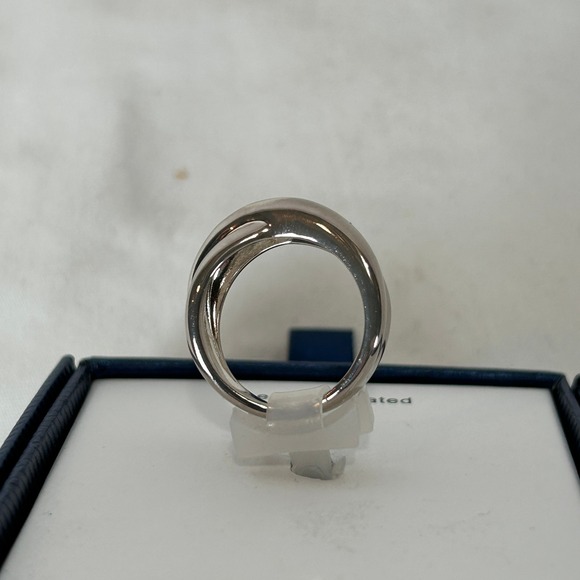 City by City Fine Silver Plated Criss Cross X Ring Size 8 New NWT - Picture 4 of 5